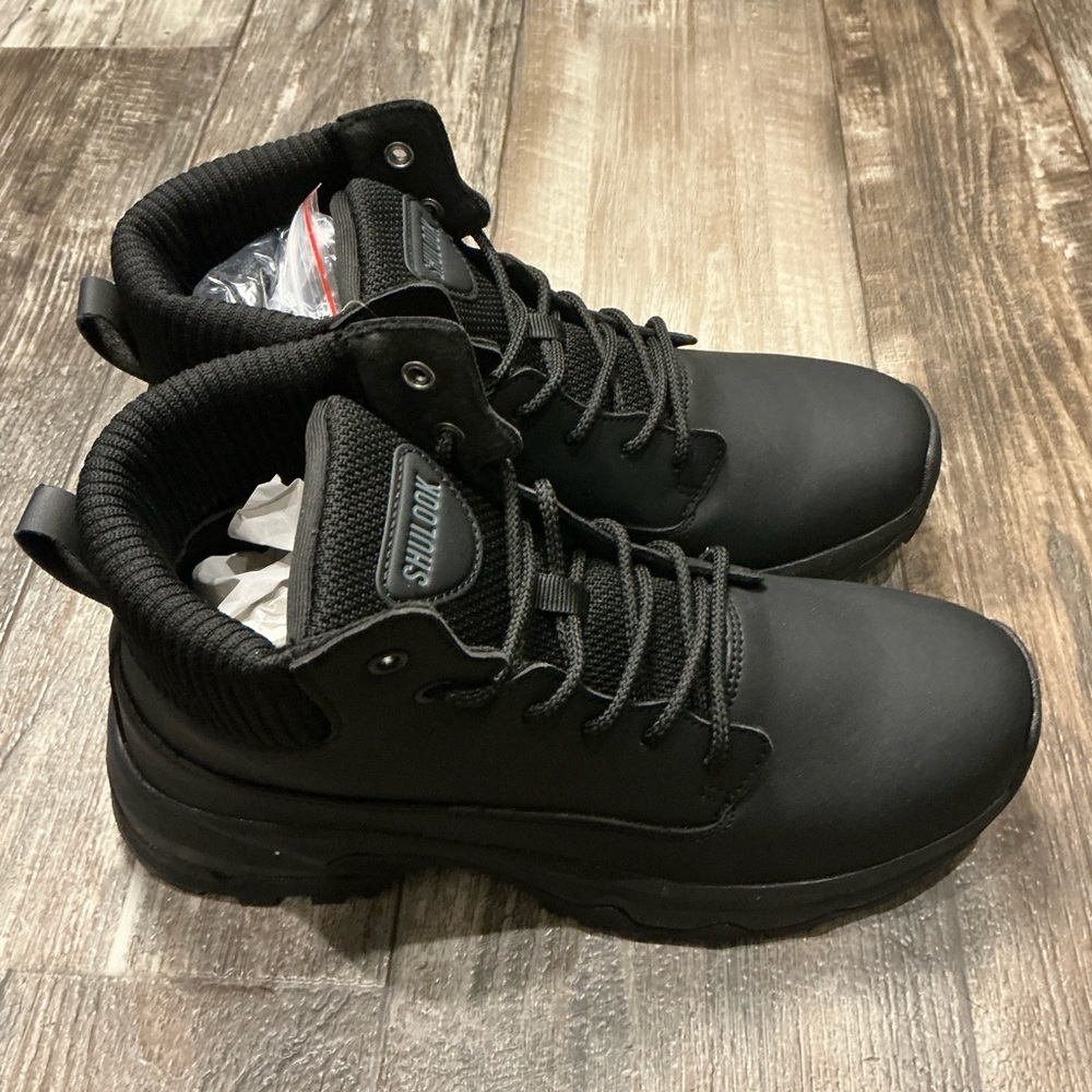 women’s Slipper Resistant and Waterproof Black Boots Size 8 - Picture 8 of 16